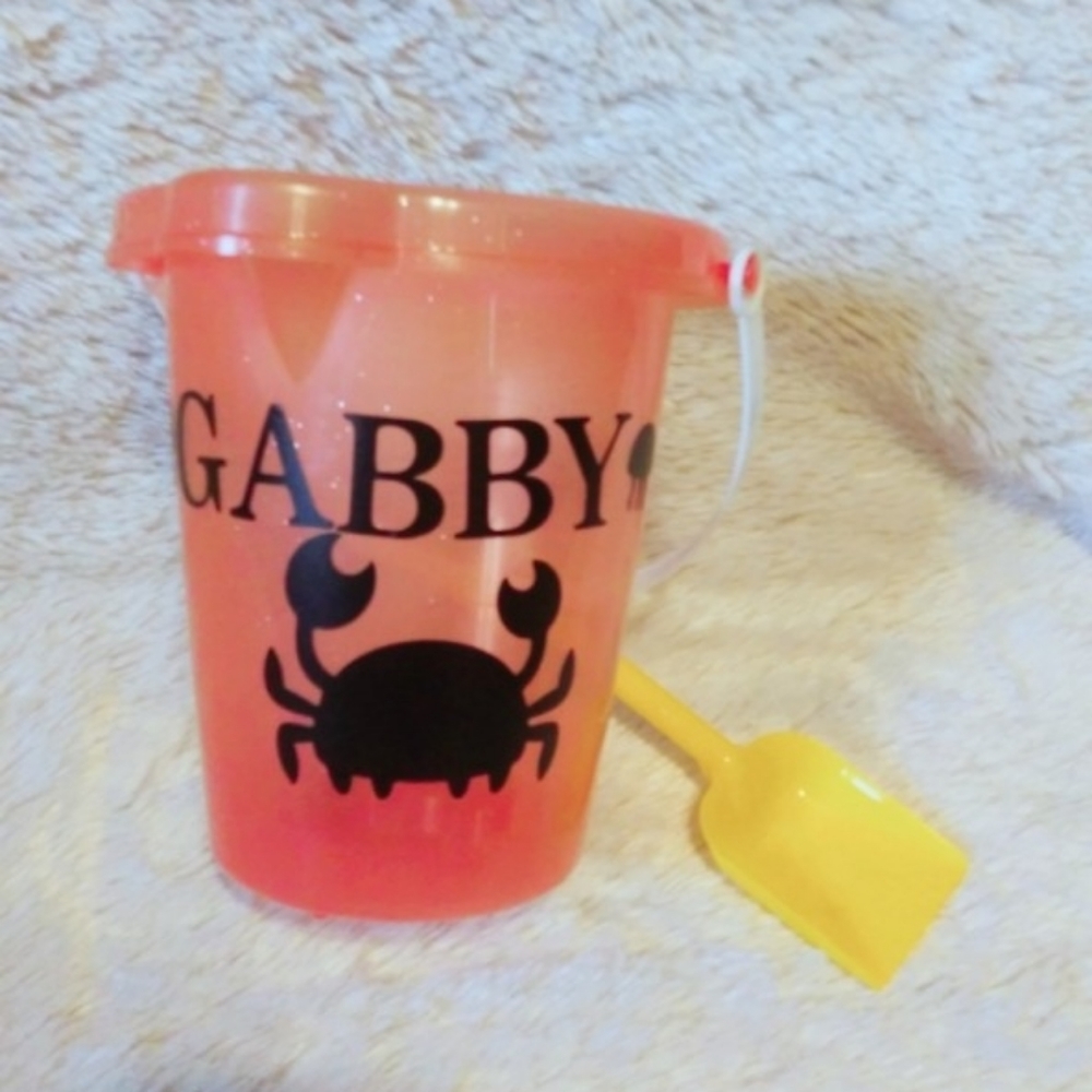 Personalized sand buckets!